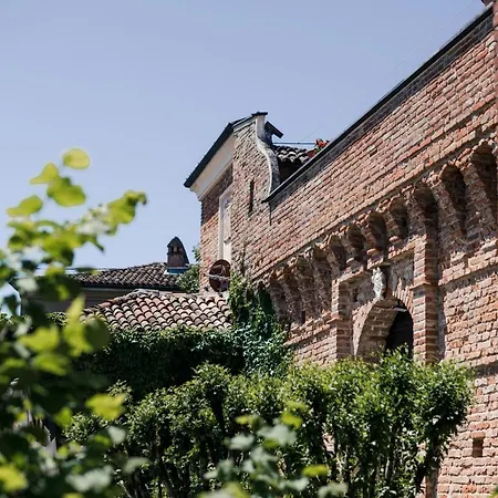 Ma Che Bel Castello Farm stay