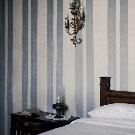 Ma Che Bel Castello Lantgård *