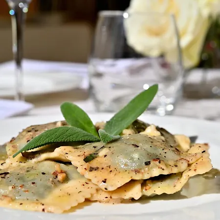 Ma Che Bel Castello Feriegård Mombaruzzo