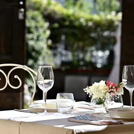 Ma Che Bel Castello Lantgård