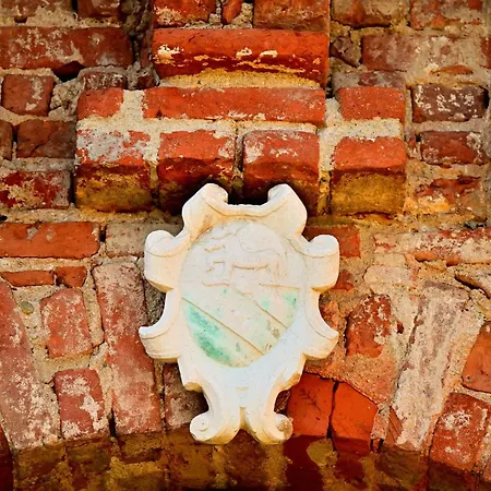 Ma Che Bel Castello * Mombaruzzo