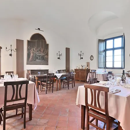 Ma Che Bel Castello Farm stay