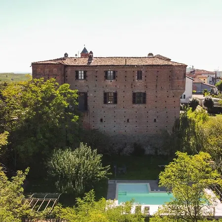 Ma Che Bel Castello Farm stay