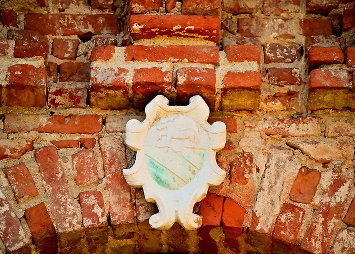 Ma Che Bel Castello * Mombaruzzo